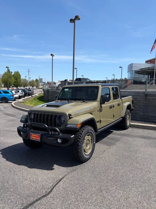 2026 Jeep JT Gladiator - Image 2 of 10