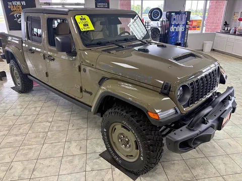 2026 Jeep Gladiator Willys Pickup 4D 5 ft