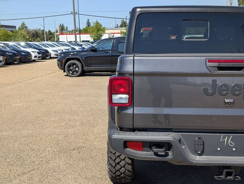 2026 Jeep JT Gladiator - Image 12 of 20