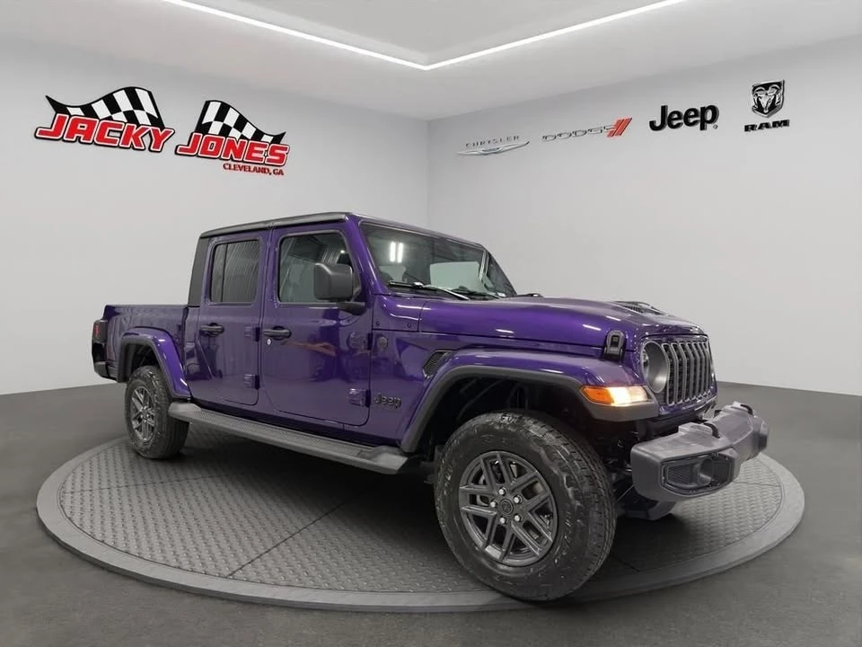 2026 Jeep JT Gladiator - Image 12 of 20