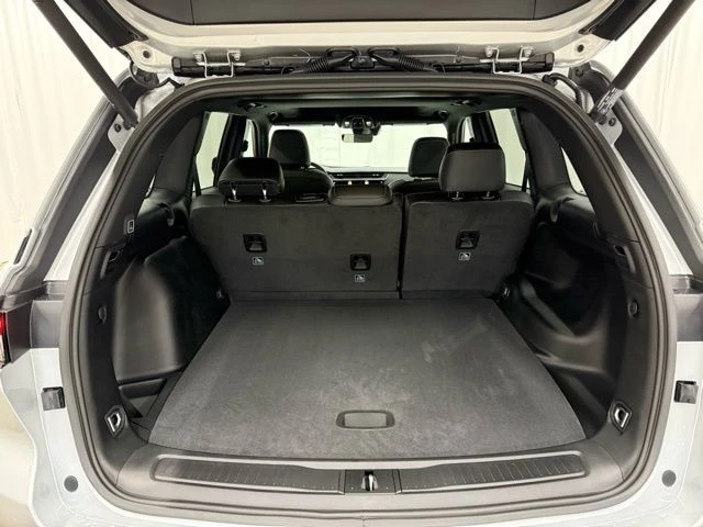 2026 Jeep WL Grand Cherokee - Image 24 of 30