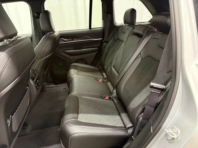 2026 Jeep WL Grand Cherokee - Image 22 of 30