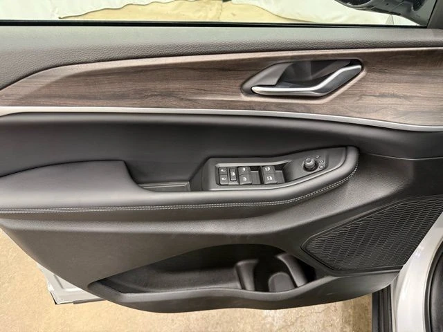 2026 Jeep WL Grand Cherokee - Image 16 of 30