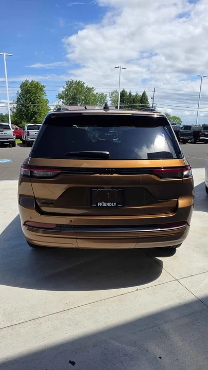 2026 Jeep WL Grand Cherokee - Image 2 of 6