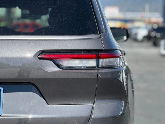 2026 Jeep WL Grand Cherokee - Image 10 of 12