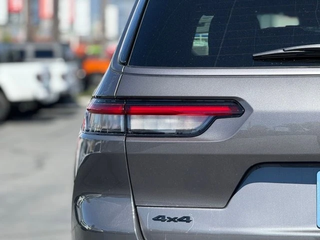 2026 Jeep WL Grand Cherokee - Image 8 of 12