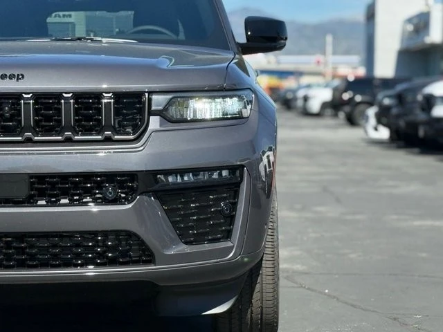 2026 Jeep WL Grand Cherokee - Image 4 of 12