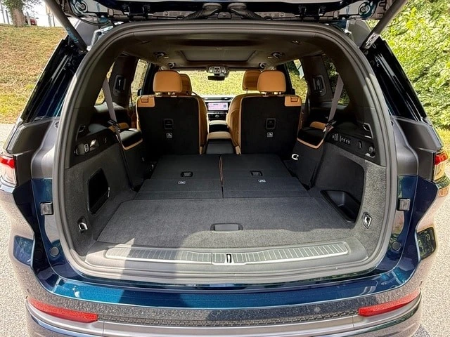 2026 Jeep WL Grand Cherokee - Image 23 of 31