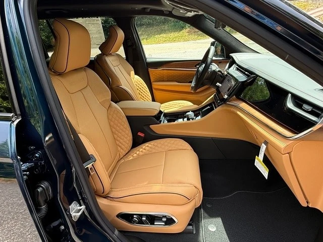 2026 Jeep WL Grand Cherokee - Image 28 of 31