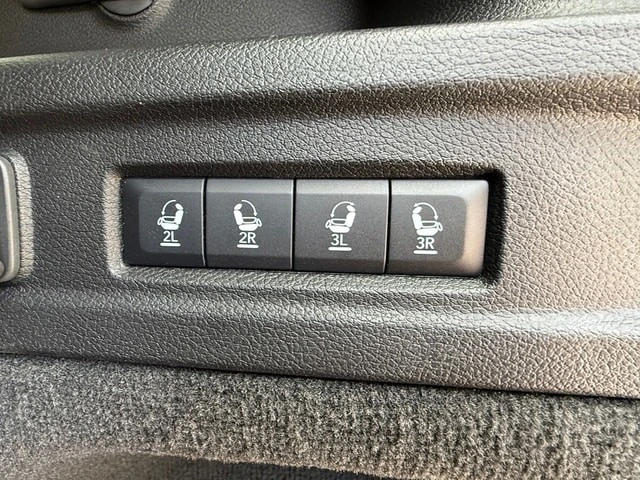 2026 Jeep WL Grand Cherokee - Image 24 of 31