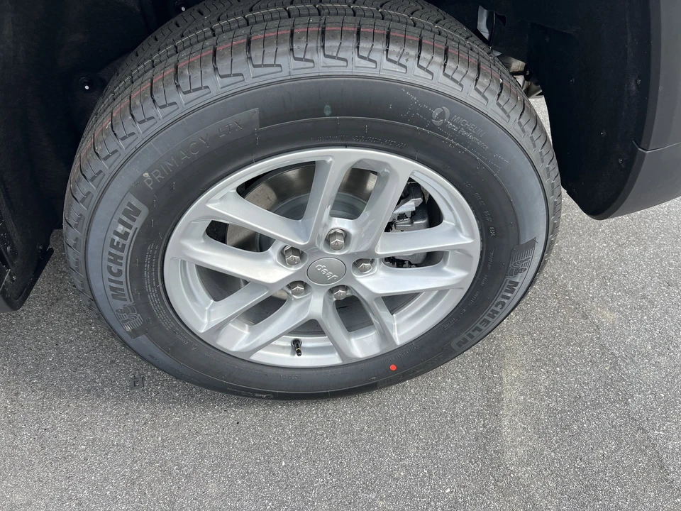 2026 Jeep WL Grand Cherokee - Image 12 of 27