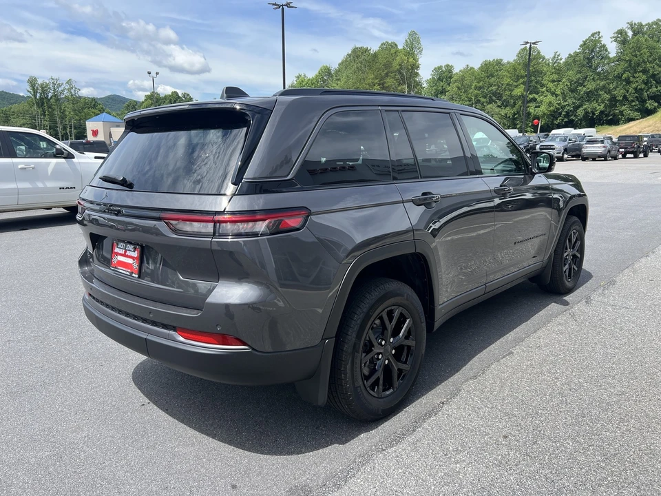 2026 Jeep WL Grand Cherokee - Image 3 of 31