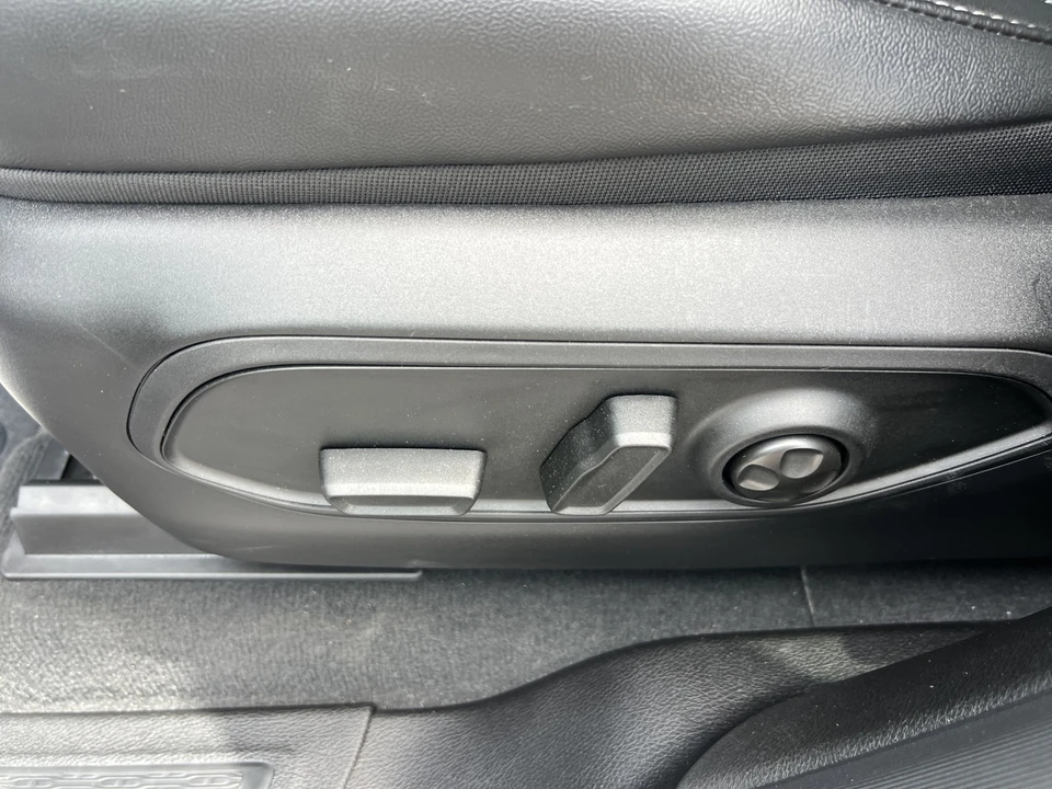 2026 Jeep WL Grand Cherokee - Image 17 of 31