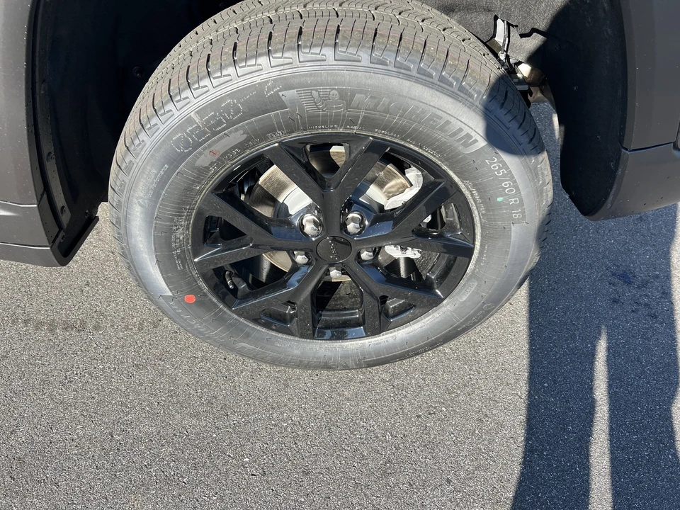 2026 Jeep WL Grand Cherokee - Image 11 of 30
