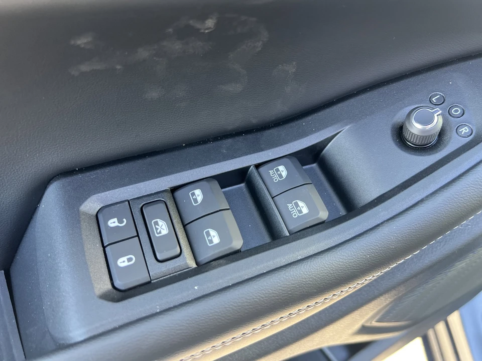 2026 Jeep WL Grand Cherokee - Image 15 of 30