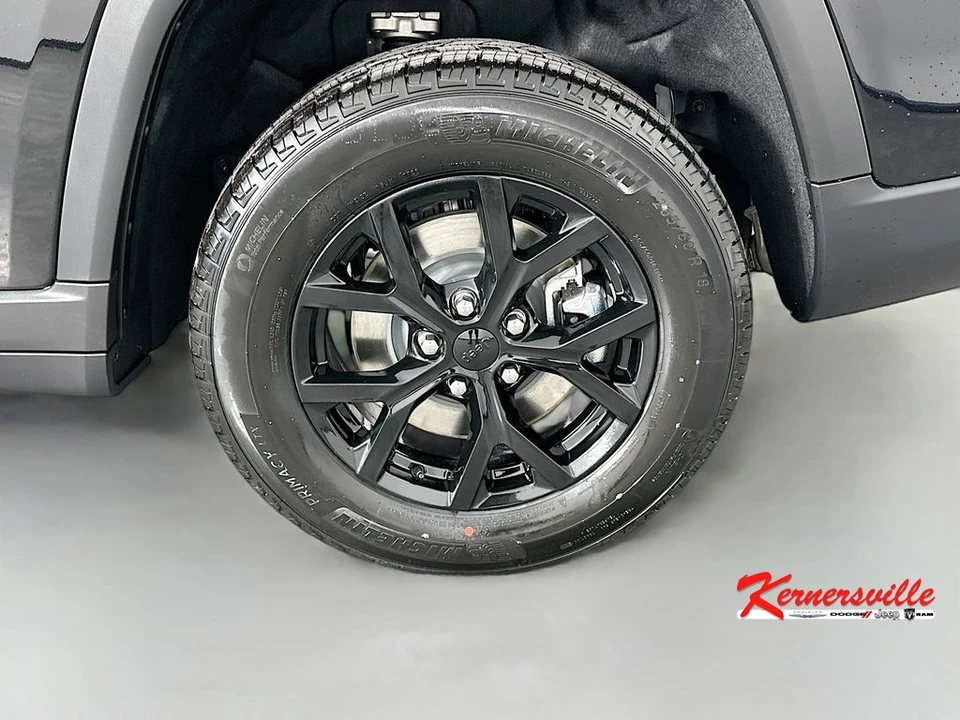 2026 Jeep WL Grand Cherokee - Image 17 of 22