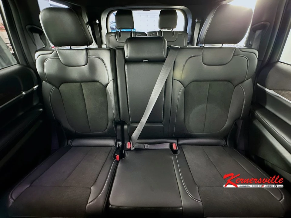 2026 Jeep WL Grand Cherokee - Image 10 of 22