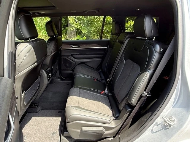 2026 Jeep WL Grand Cherokee - Image 14 of 31