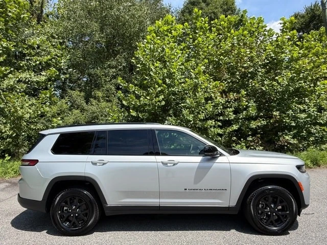 2026 Jeep WL Grand Cherokee - Image 5 of 31