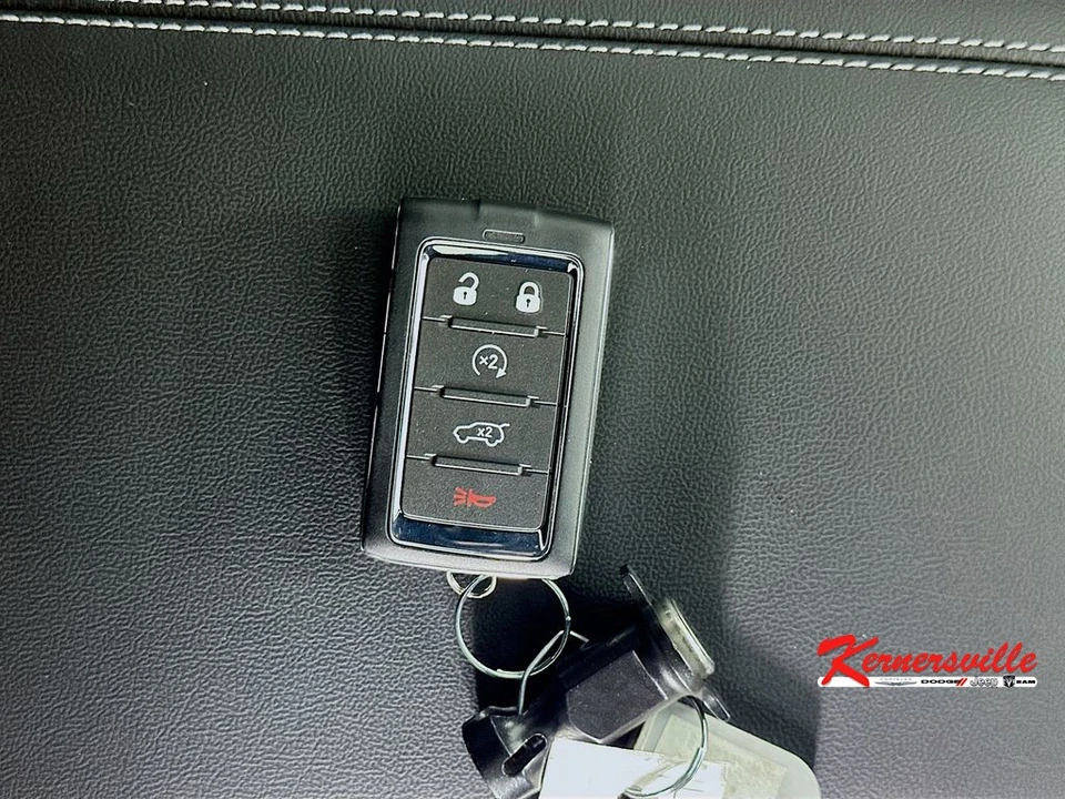 2026 Jeep WL Grand Cherokee - Image 20 of 21