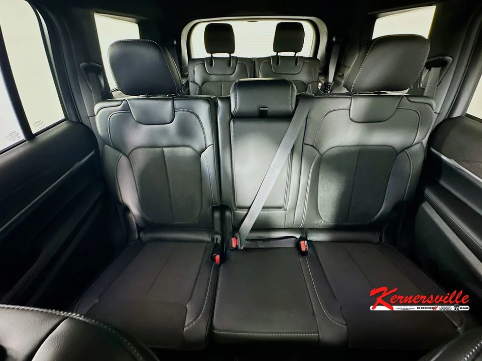 2026 Jeep WL Grand Cherokee - Image 10 of 21