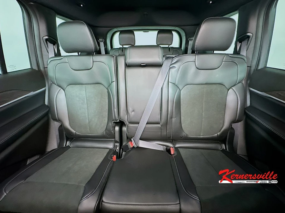2026 Jeep WL Grand Cherokee - Image 10 of 22