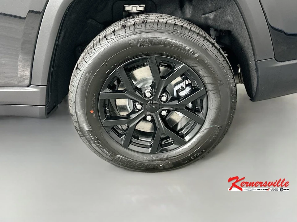 2026 Jeep WL Grand Cherokee - Image 17 of 22