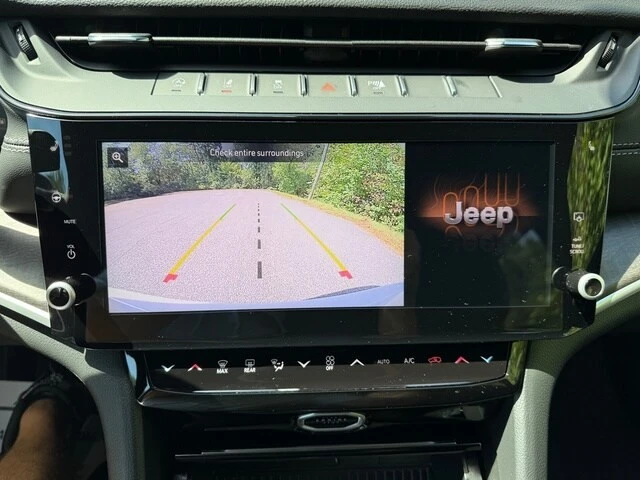 2026 Jeep WL Grand Cherokee - Image 24 of 29