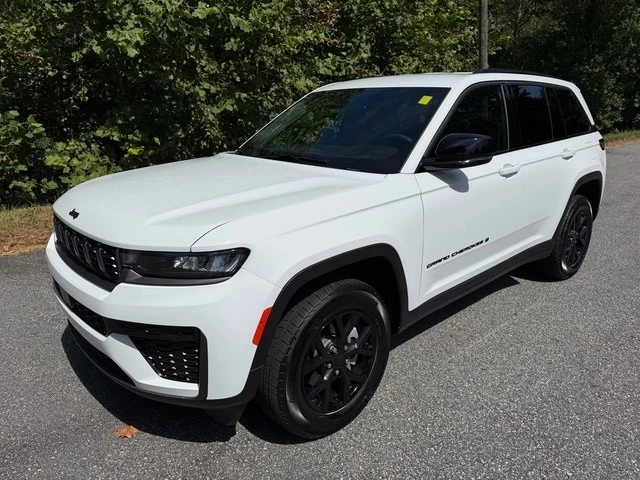 2026 Jeep WL Grand Cherokee - Image 2 of 29