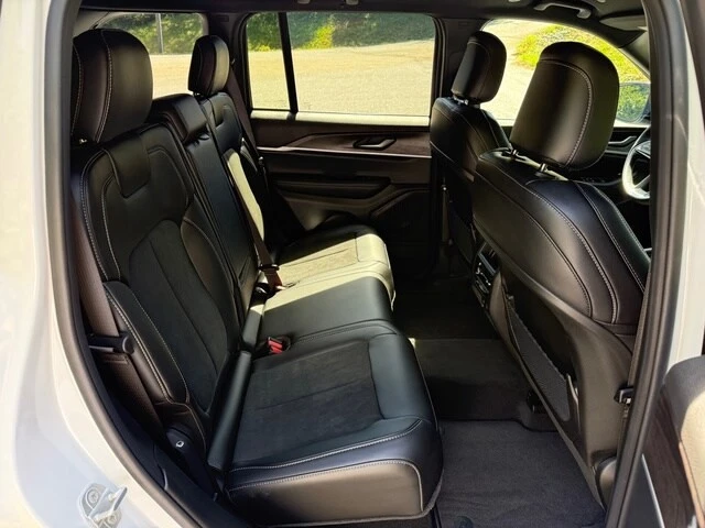 2026 Jeep WL Grand Cherokee - Image 17 of 29
