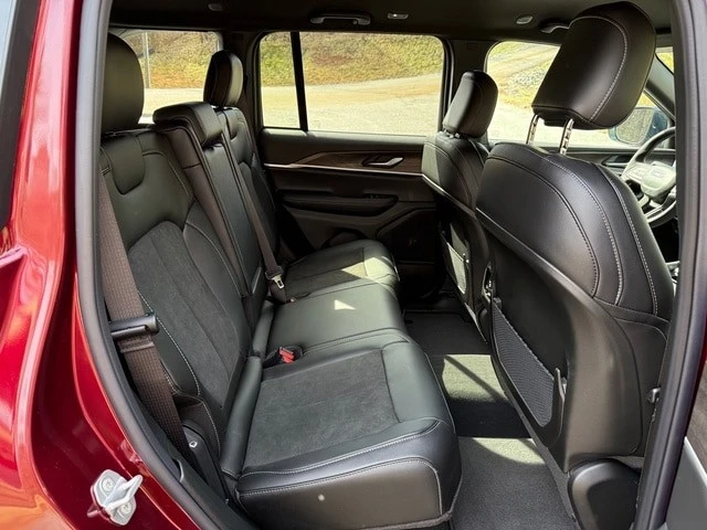 2026 Jeep WL Grand Cherokee - Image 19 of 31
