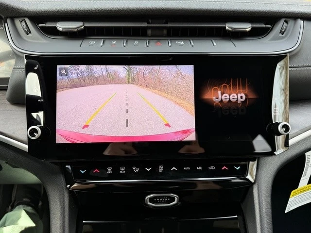 2026 Jeep WL Grand Cherokee - Image 26 of 31