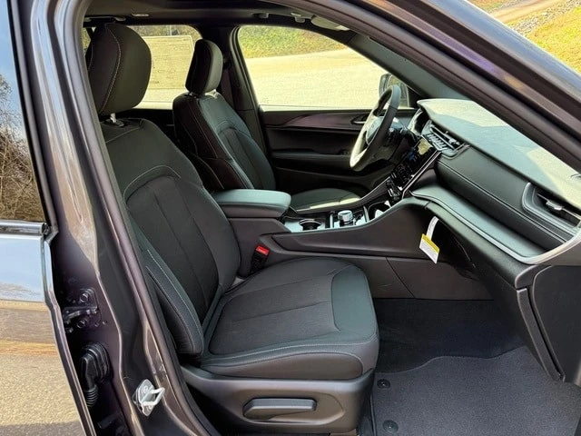 2026 Jeep WL Grand Cherokee - Image 20 of 21