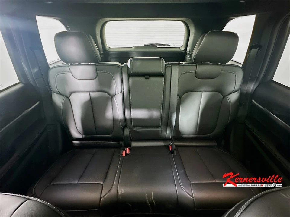 2026 Jeep WL Grand Cherokee - Image 10 of 21