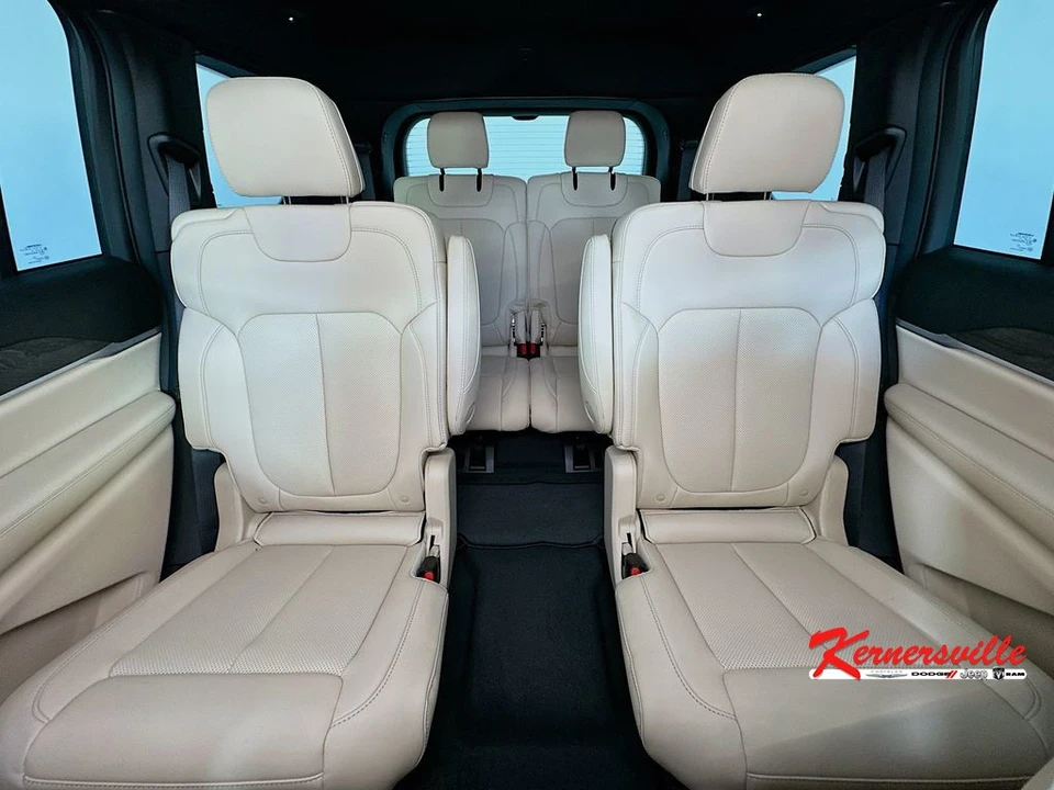 2026 Jeep WL Grand Cherokee - Image 10 of 22