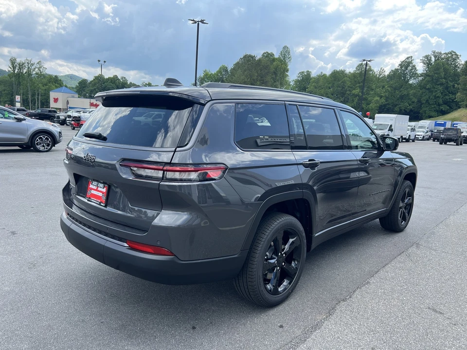 2026 Jeep WL Grand Cherokee - Image 2 of 31