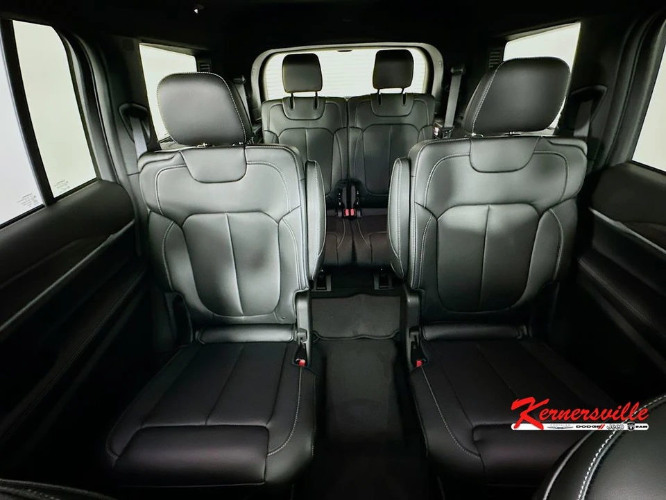 2026 Jeep WL Grand Cherokee - Image 10 of 22