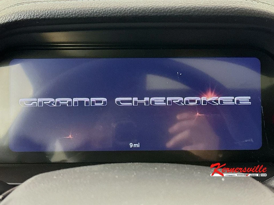 2026 Jeep WL Grand Cherokee - Image 11 of 21