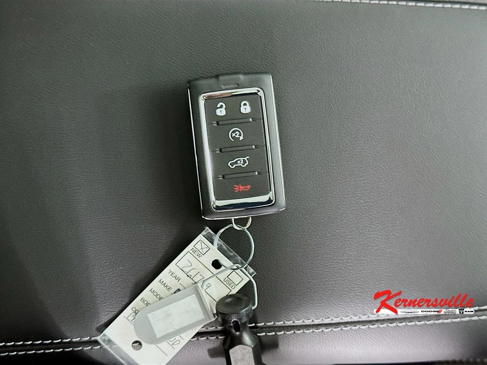 2026 Jeep WL Grand Cherokee - Image 20 of 21
