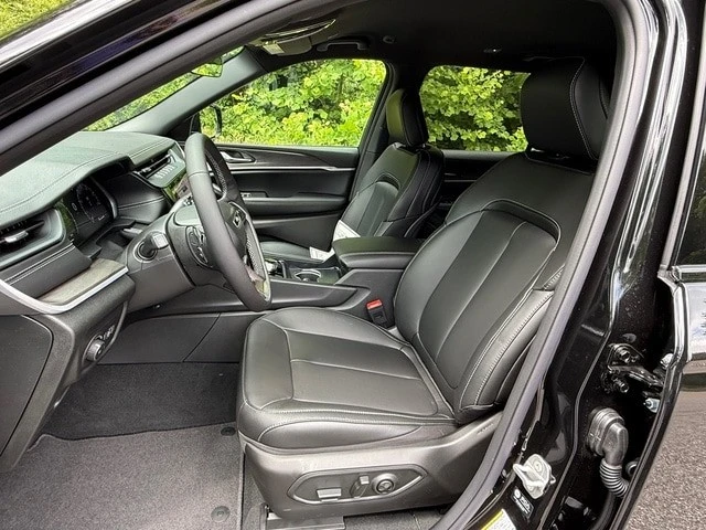 2026 Jeep WL Grand Cherokee - Image 12 of 31