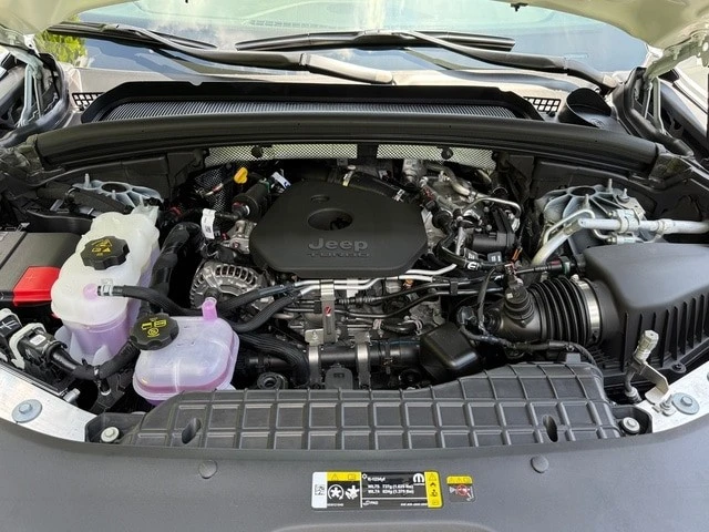2026 Jeep WL Grand Cherokee - Image 10 of 31