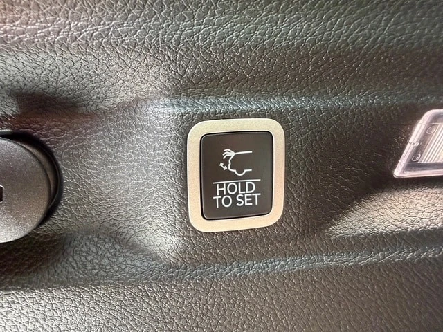 2026 Jeep WL Grand Cherokee - Image 21 of 31