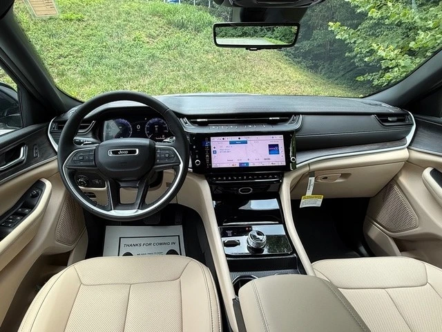 2026 Jeep WL Grand Cherokee - Image 11 of 31