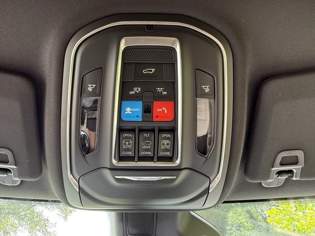2026 Jeep WL Grand Cherokee - Image 29 of 31
