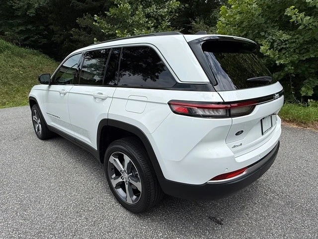 2026 Jeep WL Grand Cherokee - Image 9 of 31