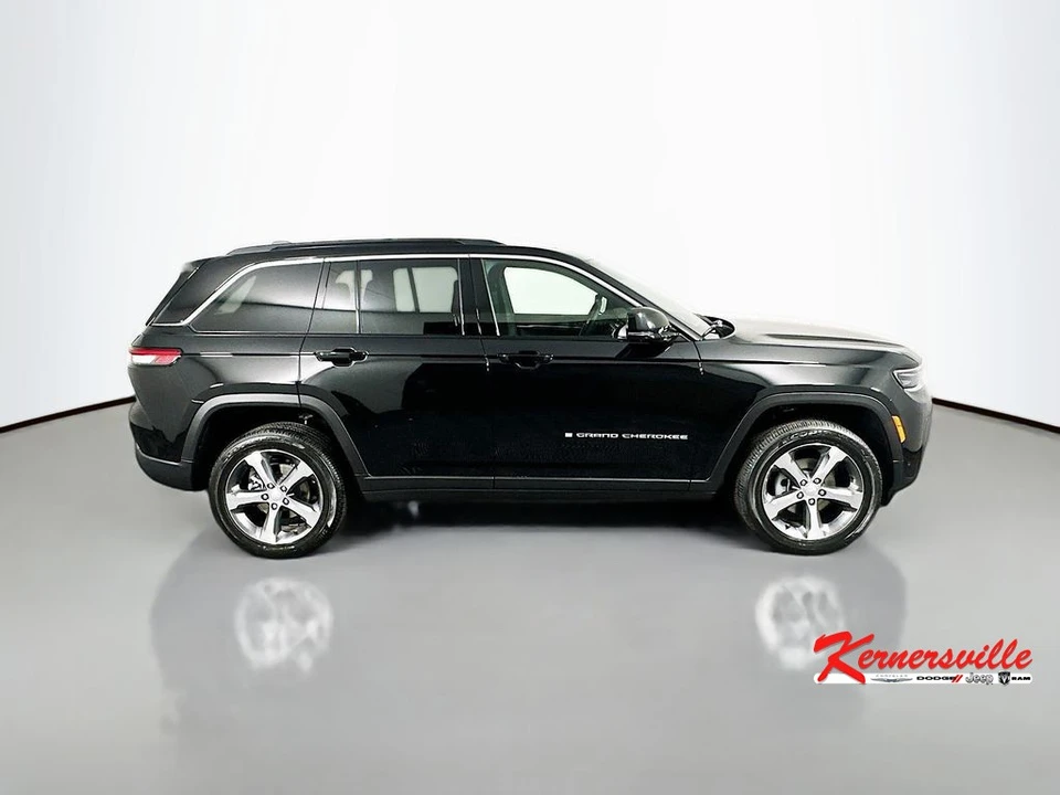 2026 Jeep WL Grand Cherokee - Image 8 of 21