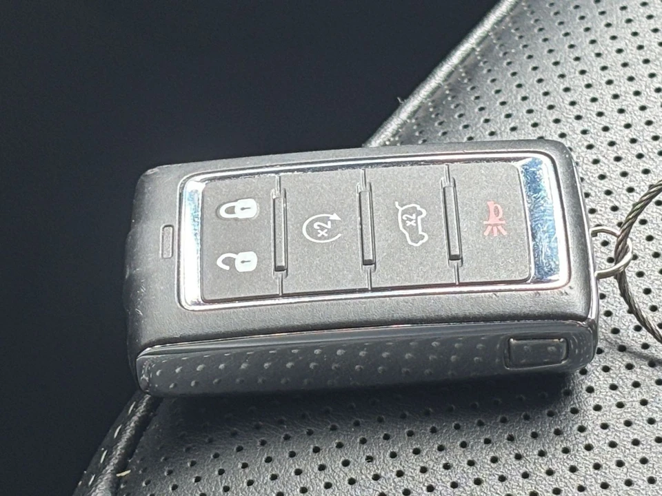 2026 Jeep WL Grand Cherokee - Image 23 of 31