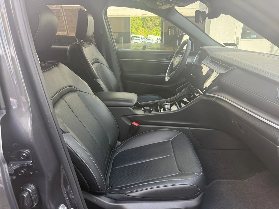 2026 Jeep WL Grand Cherokee - Image 28 of 31