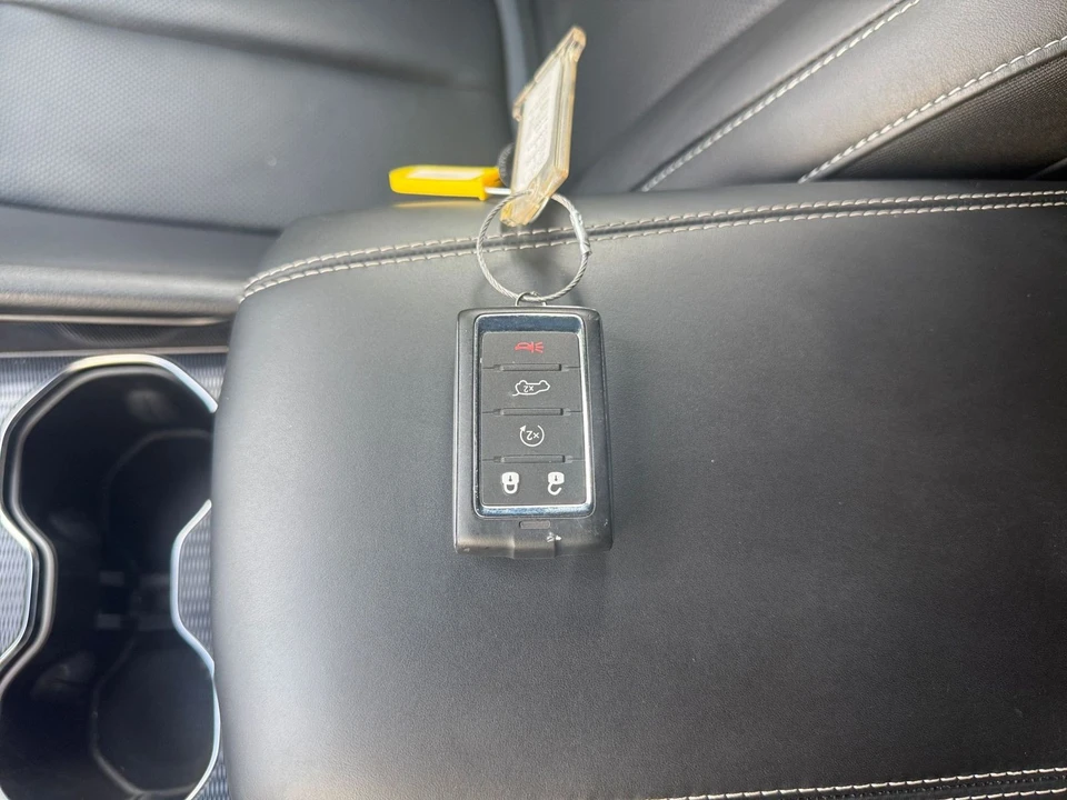 2026 Jeep WL Grand Cherokee - Image 22 of 31