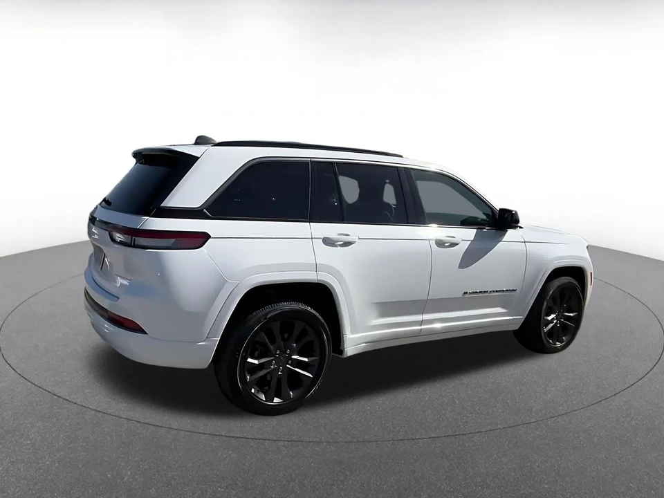 2026 Jeep WL Grand Cherokee - Image 16 of 31